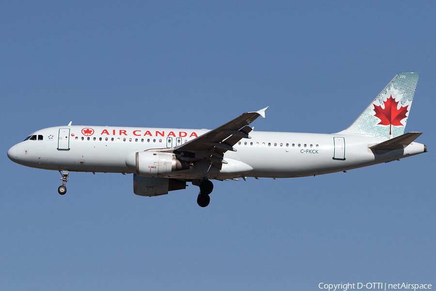 Air Canada Airbus A320-211 (C-FKCK) | Photo 144948