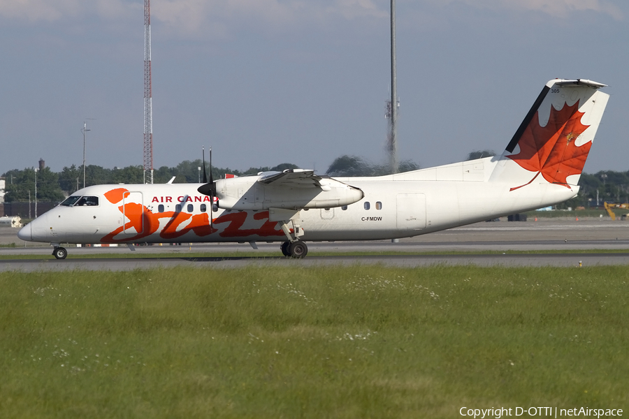 Air Canada Jazz de Havilland Canada DHC-8-311 (C-FMDW) | Photo 440287