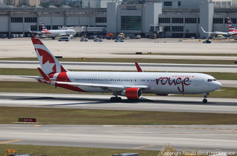 Air Canada Rouge Boeing 767-316(ER) (C-FMLV) | Photo 336761