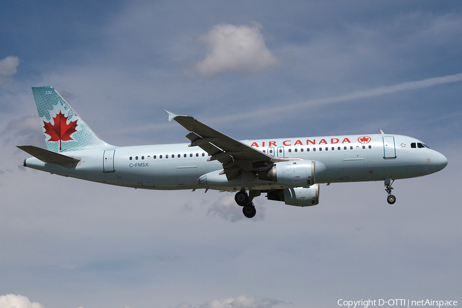 Air Canada Airbus A320-211 (C-FMSX) | Photo 260903