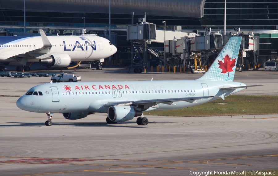 Air Canada Airbus A320-211 (C-FMSX) | Photo 558636
