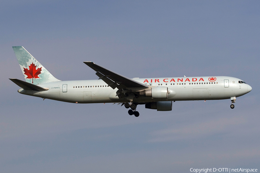 Air Canada Boeing 767-333(ER) (C-FMWQ) | Photo 271751