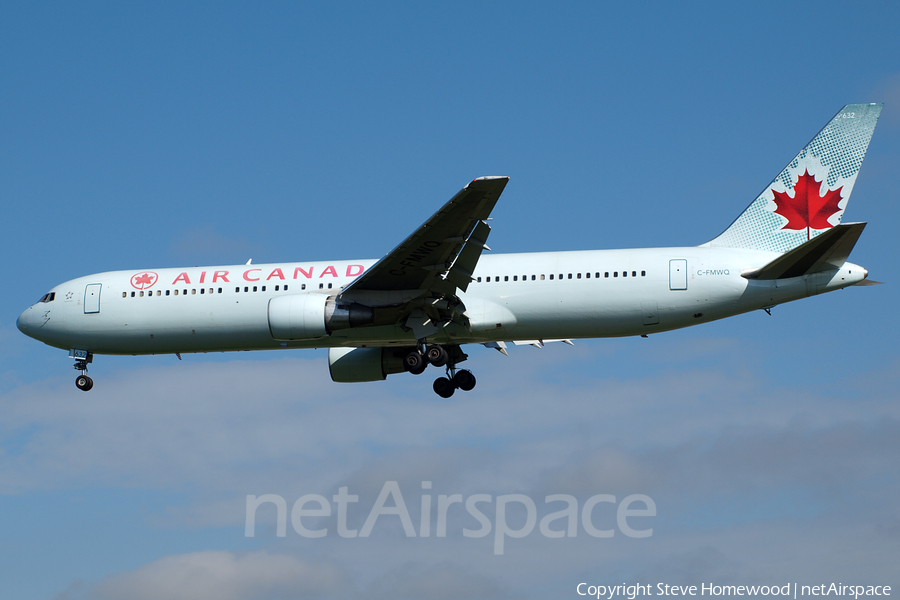 Air Canada Boeing 767-333(ER) (C-FMWQ) | Photo 401527