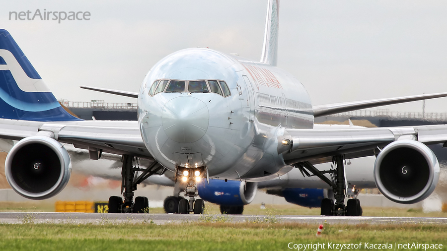 Air Canada Boeing 767-333(ER) (C-FMWU) | Photo 151735