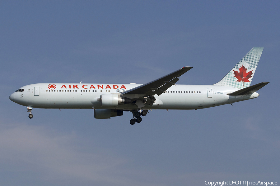 Air Canada Boeing 767-333(ER) (C-FMWU) | Photo 278372