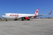 Air Canada Rouge Boeing 767-333(ER) (C-FMWU) at  Ft. Lauderdale - International, United States