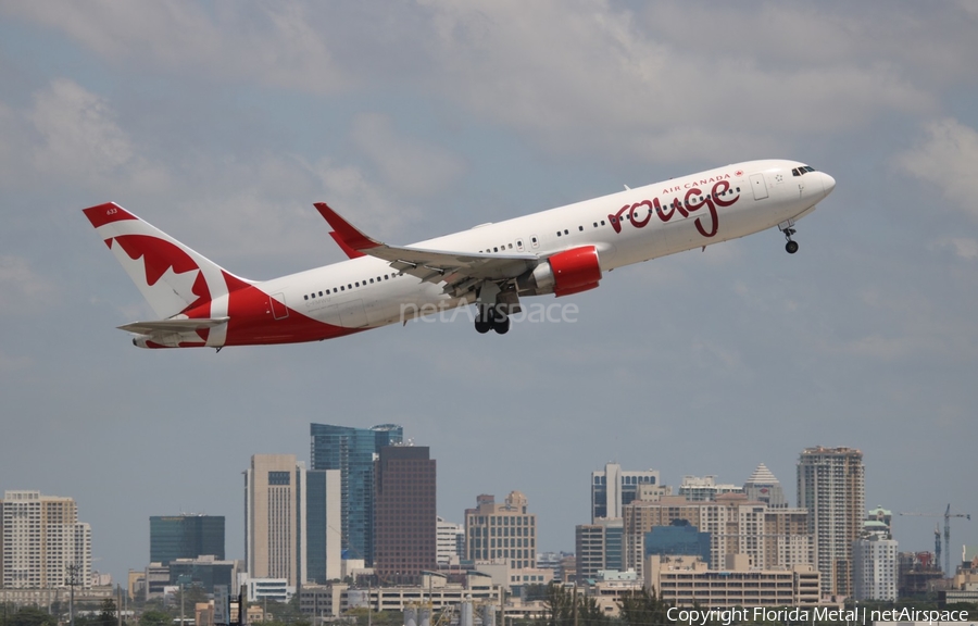 Air Canada Rouge Boeing 767-333(ER) (C-FMWU) | Photo 309411