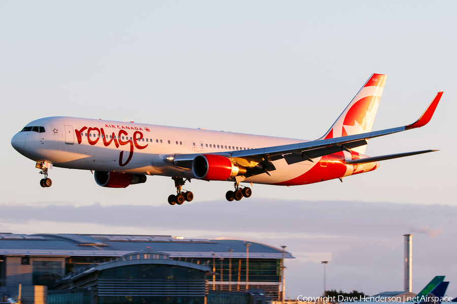 Air Canada Rouge Boeing 767-333(ER) (C-FMWV) | Photo 148505