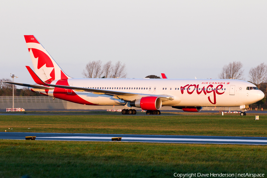 Air Canada Rouge Boeing 767-333(ER) (C-FMWV) | Photo 91940