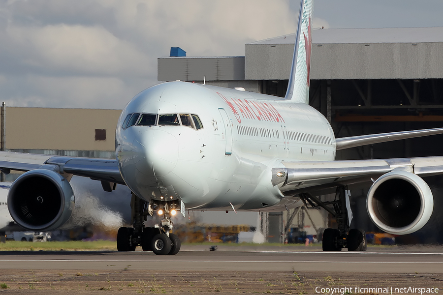 Air Canada Boeing 767-333(ER) (C-FMXC) | Photo 8805