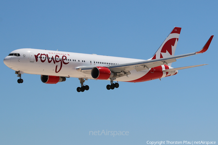 Air Canada Rouge Boeing 767-333(ER) (C-FMXC) | Photo 63110