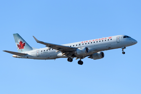 Air Canada Embraer ERJ-190AR (ERJ-190-100IGW) (C-FMZR) at  Toronto - Pearson International, Canada
