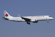 Air Canada Embraer ERJ-190AR (ERJ-190-100IGW) (C-FMZU) at  Calgary - International, Canada