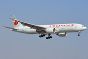 Air Canada Boeing 777-233(LR) (C-FNNH) at  Toronto - Pearson International, Canada