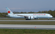 Air Canada Boeing 787-9 Dreamliner (C-FNOE) at  Frankfurt am Main, Germany