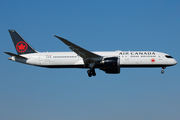 Air Canada Boeing 787-9 Dreamliner (C-FNOE) at  London - Heathrow, United Kingdom