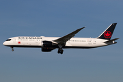 Air Canada Boeing 787-9 Dreamliner (C-FNOG) at  London - Heathrow, United Kingdom