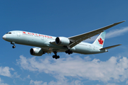 Air Canada Boeing 787-9 Dreamliner (C-FNOI) at  Frankfurt am Main, Germany
