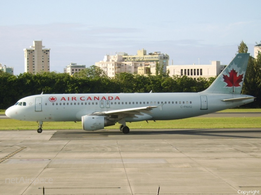 Air Canada Airbus A320-211 (C-FNVU) | Photo 573141