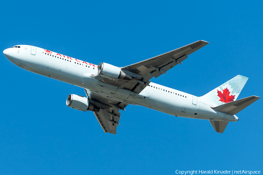 Air Canada Boeing 767-375(ER) (C-FOCA) | Photo 290886