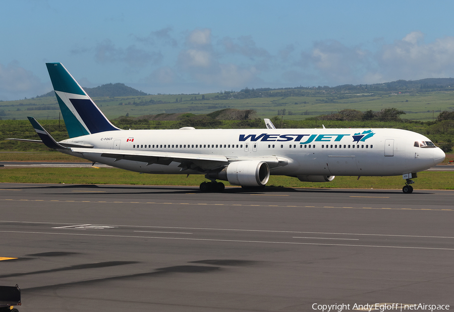 WestJet Boeing 767-338(ER) (C-FOGT) | Photo 380015