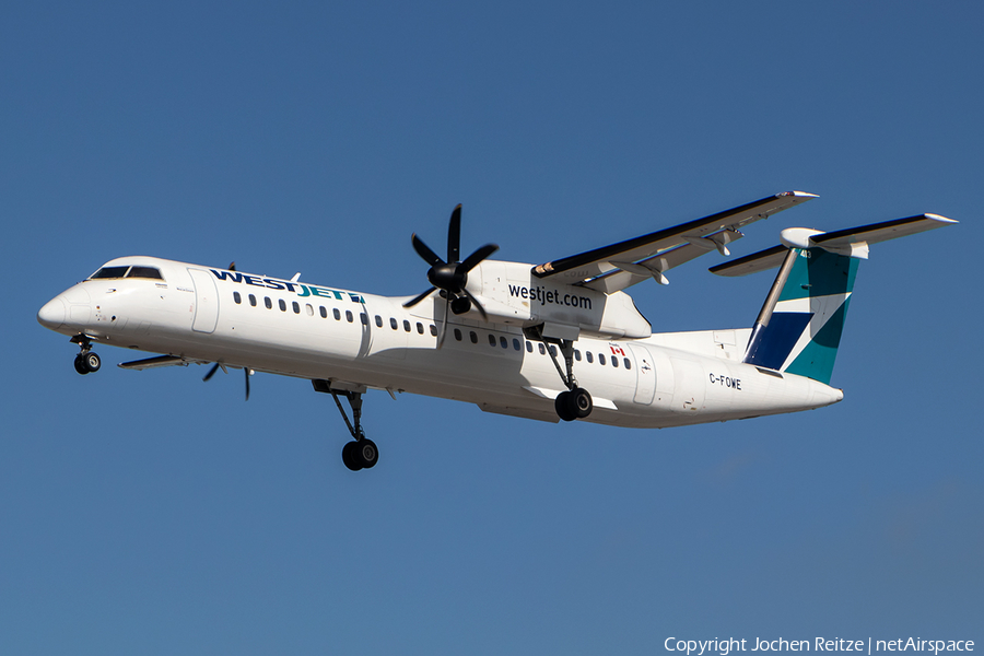 WestJet Encore Bombardier DHC-8-402Q (C-FOWE) | Photo 266415
