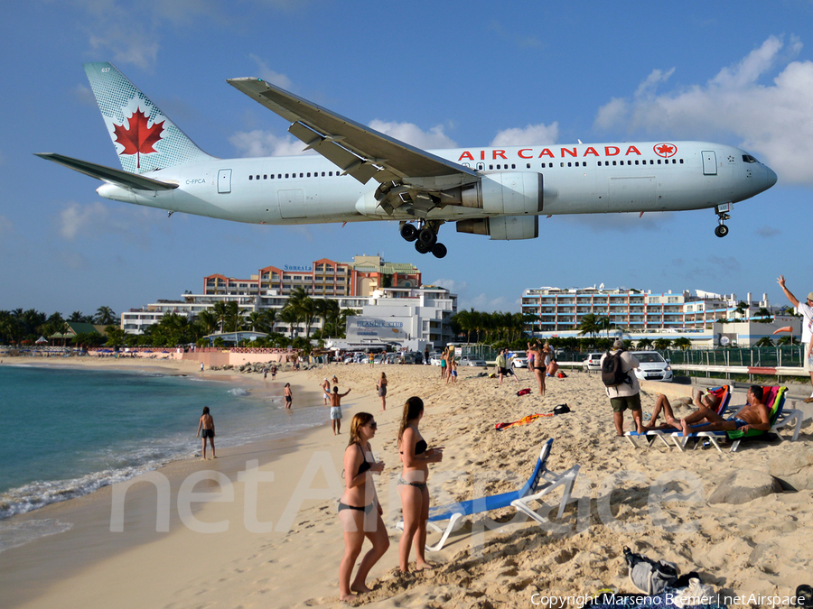 Air Canada Boeing 767-375(ER) (C-FPCA) | Photo 37534