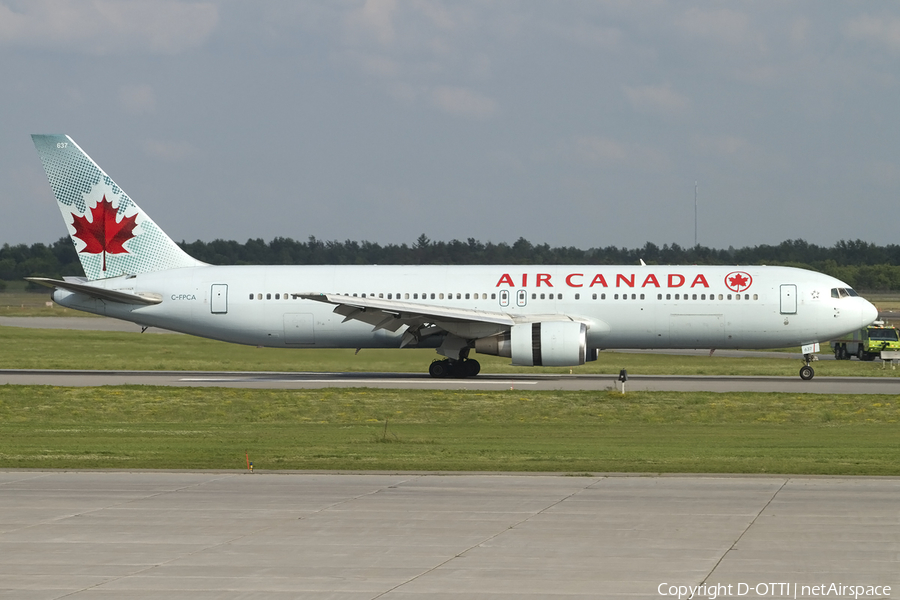 Air Canada Boeing 767-375(ER) (C-FPCA) | Photo 442810