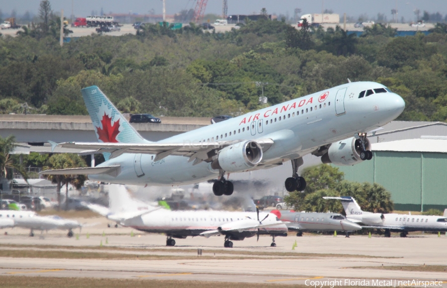 Air Canada Airbus A320-211 (C-FPDN) | Photo 309439