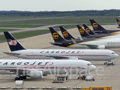 Cargojet Airways Boeing 767-33A(ER)(BDSF) (C-FPIJ) at  Cologne/Bonn, Germany