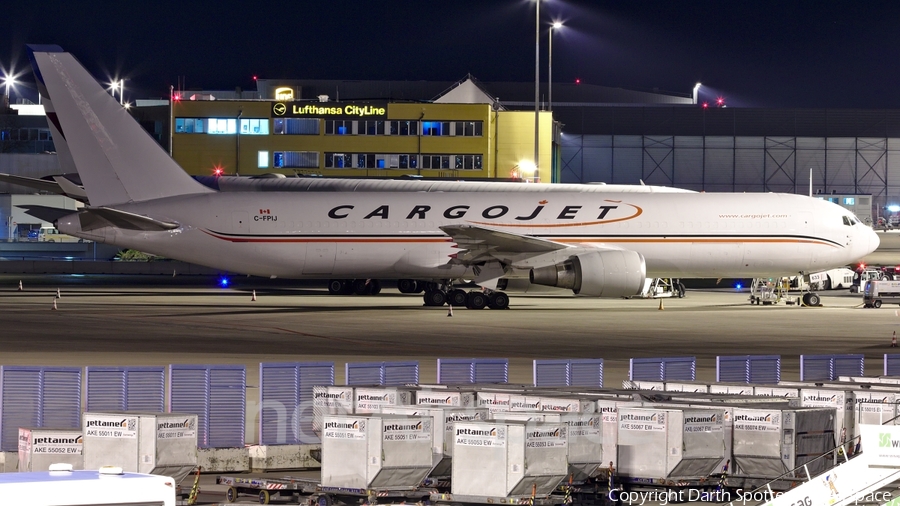 Cargojet Airways Boeing 767-33A(ER)(BDSF) (C-FPIJ) | Photo 183845