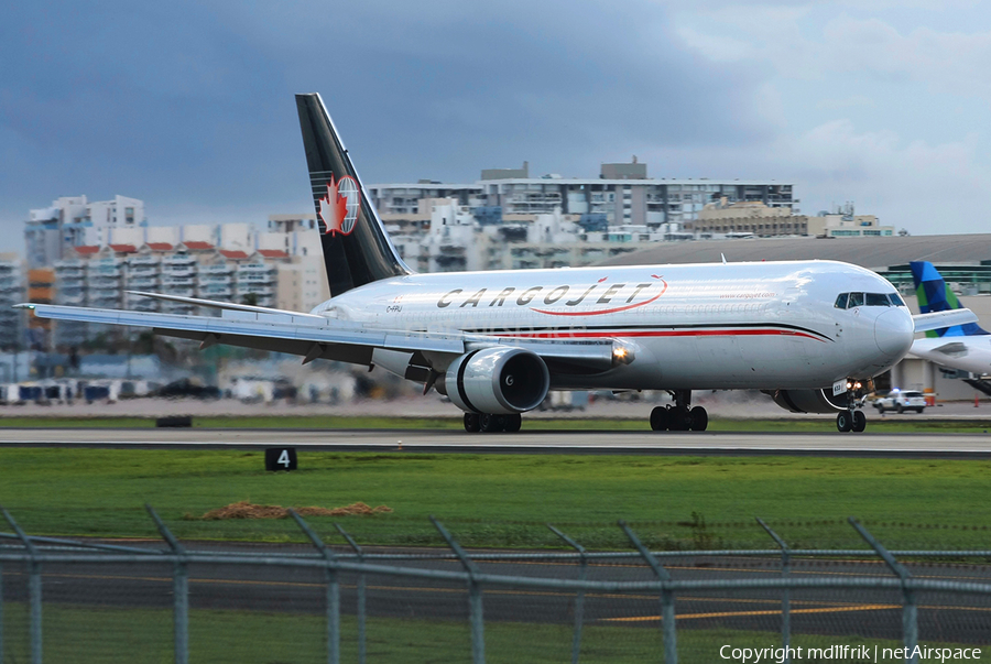 Cargojet Airways Boeing 767-33A(ER)(BDSF) (C-FPIJ) | Photo 266735