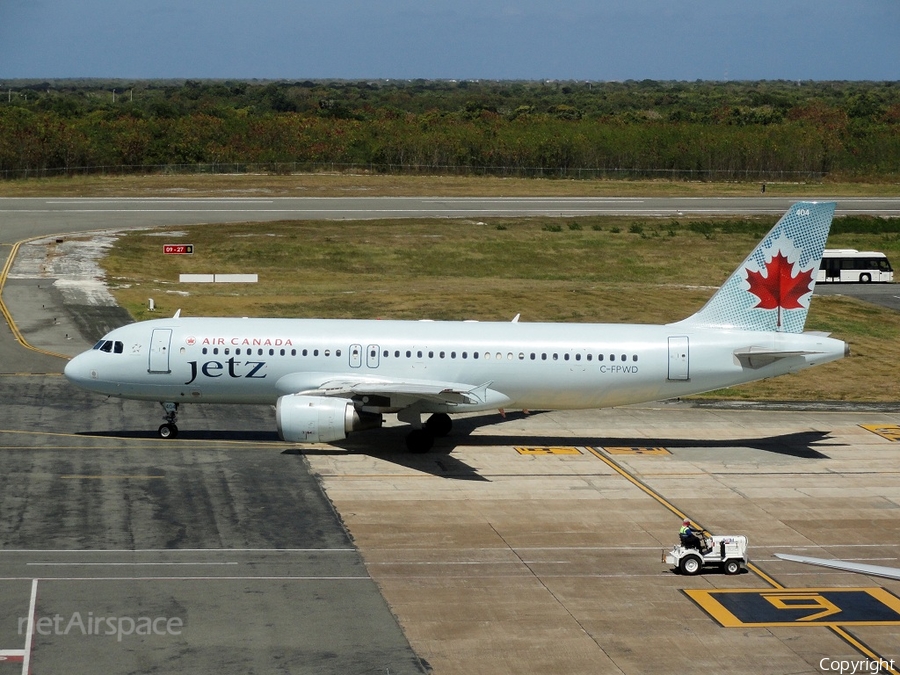 Air Canada Jetz Airbus A320-211 (C-FPWD) | Photo 20940