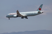 Air Canada Boeing 787-9 Dreamliner (C-FRSI) at  Los Angeles - International, United States