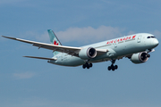 Air Canada Boeing 787-9 Dreamliner (C-FRSI) at  London - Heathrow, United Kingdom