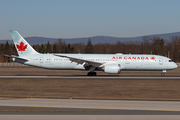 Air Canada Boeing 787-9 Dreamliner (C-FRSO) at  Frankfurt am Main, Germany