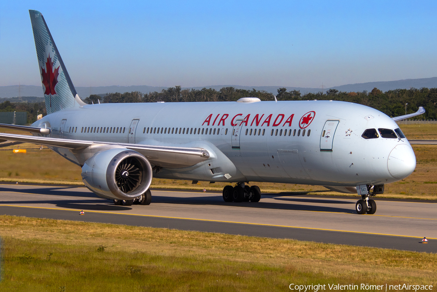 Air Canada Boeing 787-9 Dreamliner (C-FRSO) | Photo 510446