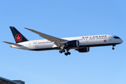 Air Canada Boeing 787-9 Dreamliner (C-FRTU) at  Toronto - Pearson International, Canada