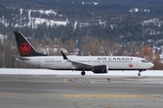 Air Canada Boeing 737-8 MAX (C-FSEQ) at  Kelowna - International, Canada