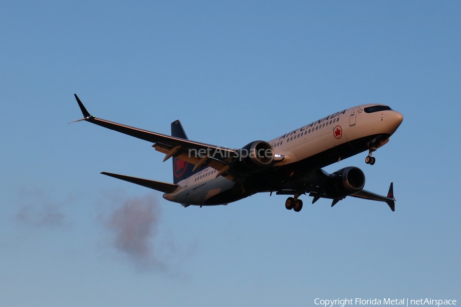 Air Canada Boeing 737-8 MAX (C-FSES) | Photo 558766