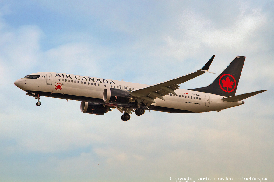 Air Canada Boeing 737-8 MAX (C-FSNU) | Photo 251326