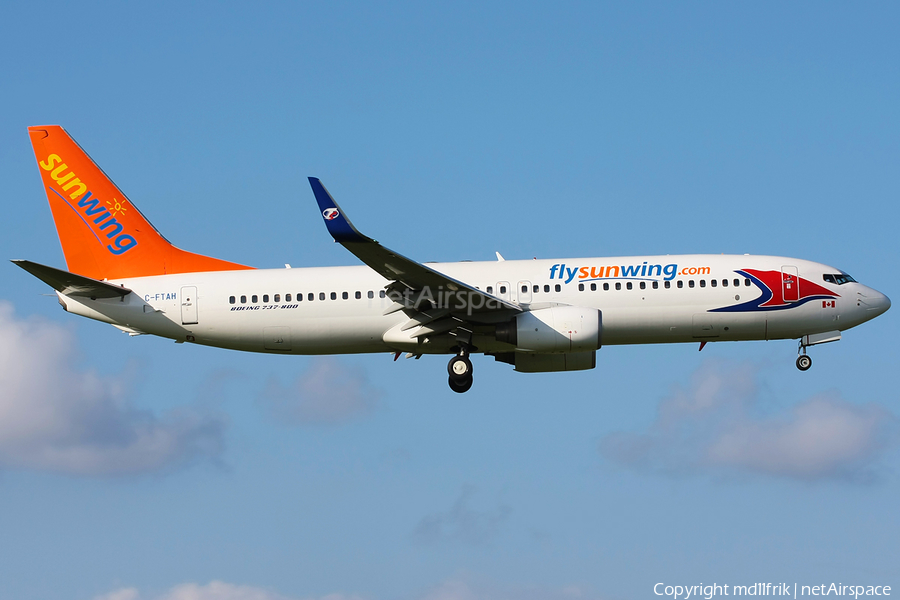 Sunwing Airlines Boeing 737-8Q8 (C-FTAH) | Photo 373078