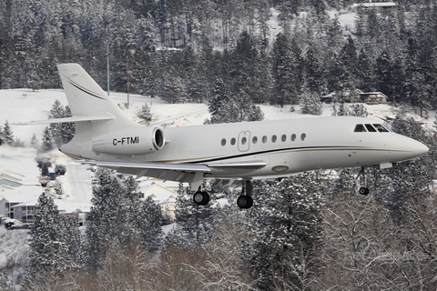 Execaire Dassault Falcon 2000EX (C-FTMI) at  Kelowna - International, Canada