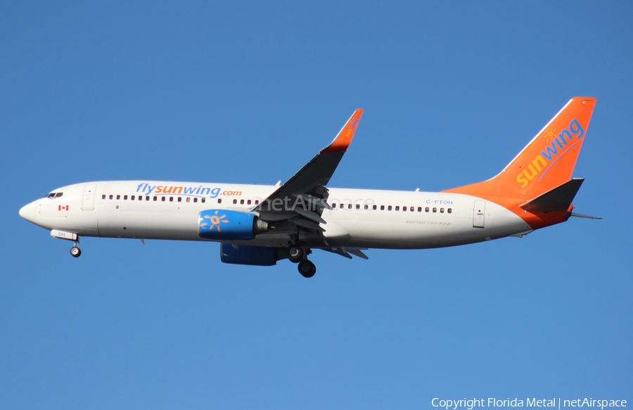 Sunwing Airlines Boeing 737-8HX (C-FTOH) | Photo 297883