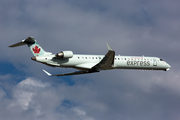 Air Canada Express (Jazz) Bombardier CRJ-705LR (C-FUJZ) at  Houston - George Bush Intercontinental, United States