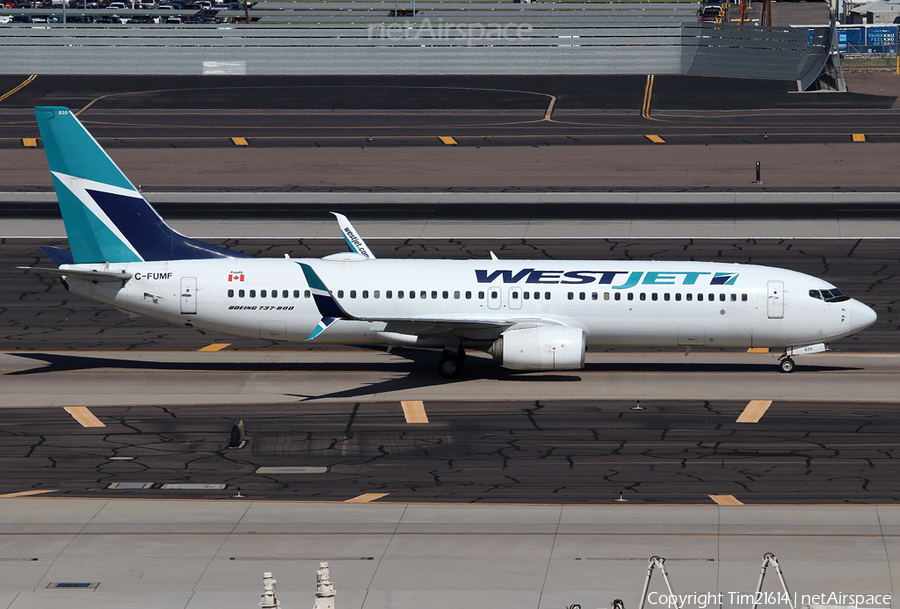 WestJet Boeing 737-8CT (C-FUMF) | Photo 616441