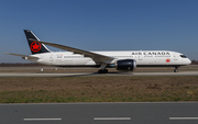 Air Canada Boeing 787-9 Dreamliner (C-FVLZ) at  Frankfurt am Main, Germany