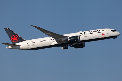 Air Canada Boeing 787-9 Dreamliner (C-FVND) at  Frankfurt am Main, Germany