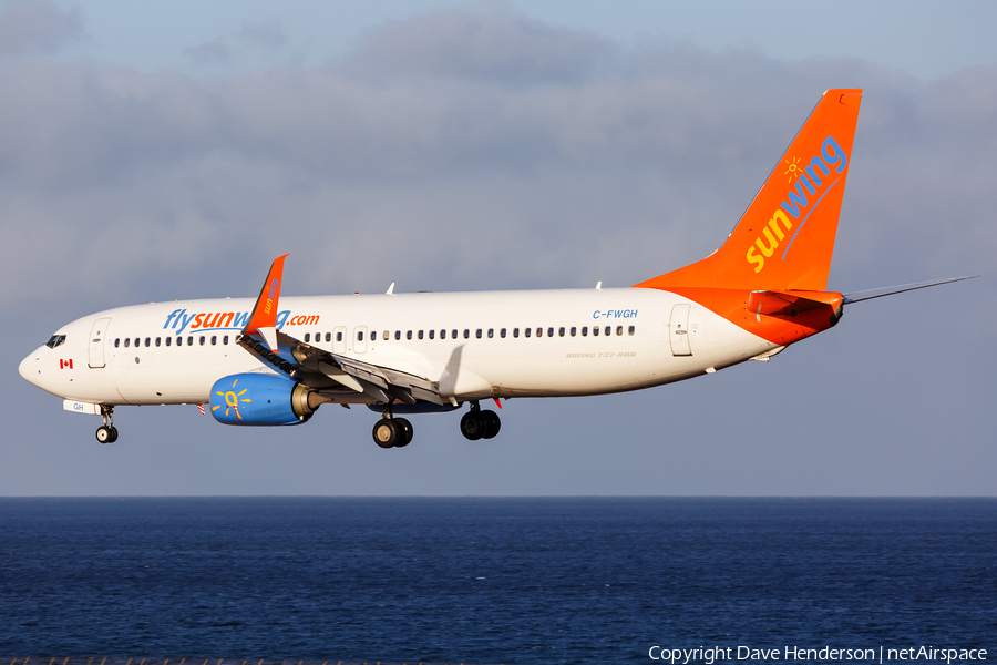 Sunwing Airlines Boeing 737-86J (C-FWGH) | Photo 180680