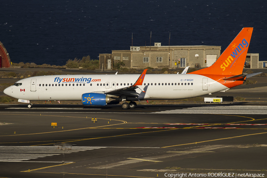 Sunwing Airlines Boeing 737-86J (C-FWGH) | Photo 260077